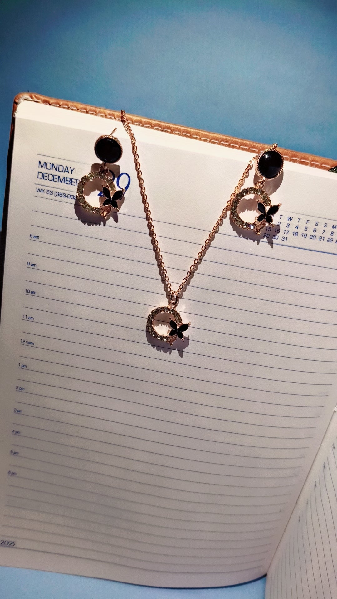 🦋 Rose Gold Butterfly Pendant & Earring Set