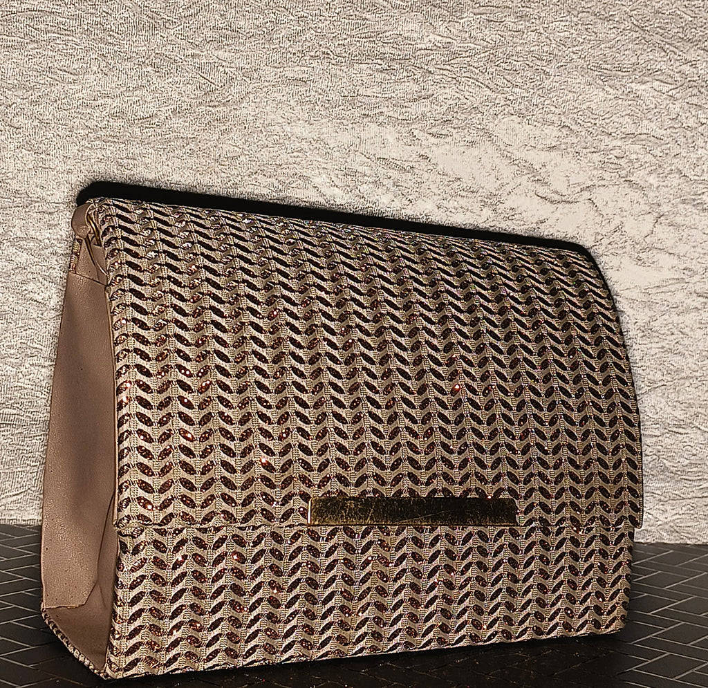 ✨ Elegant Beige & Gold Woven Clutch – Timeless Sophistication for Special Occasions