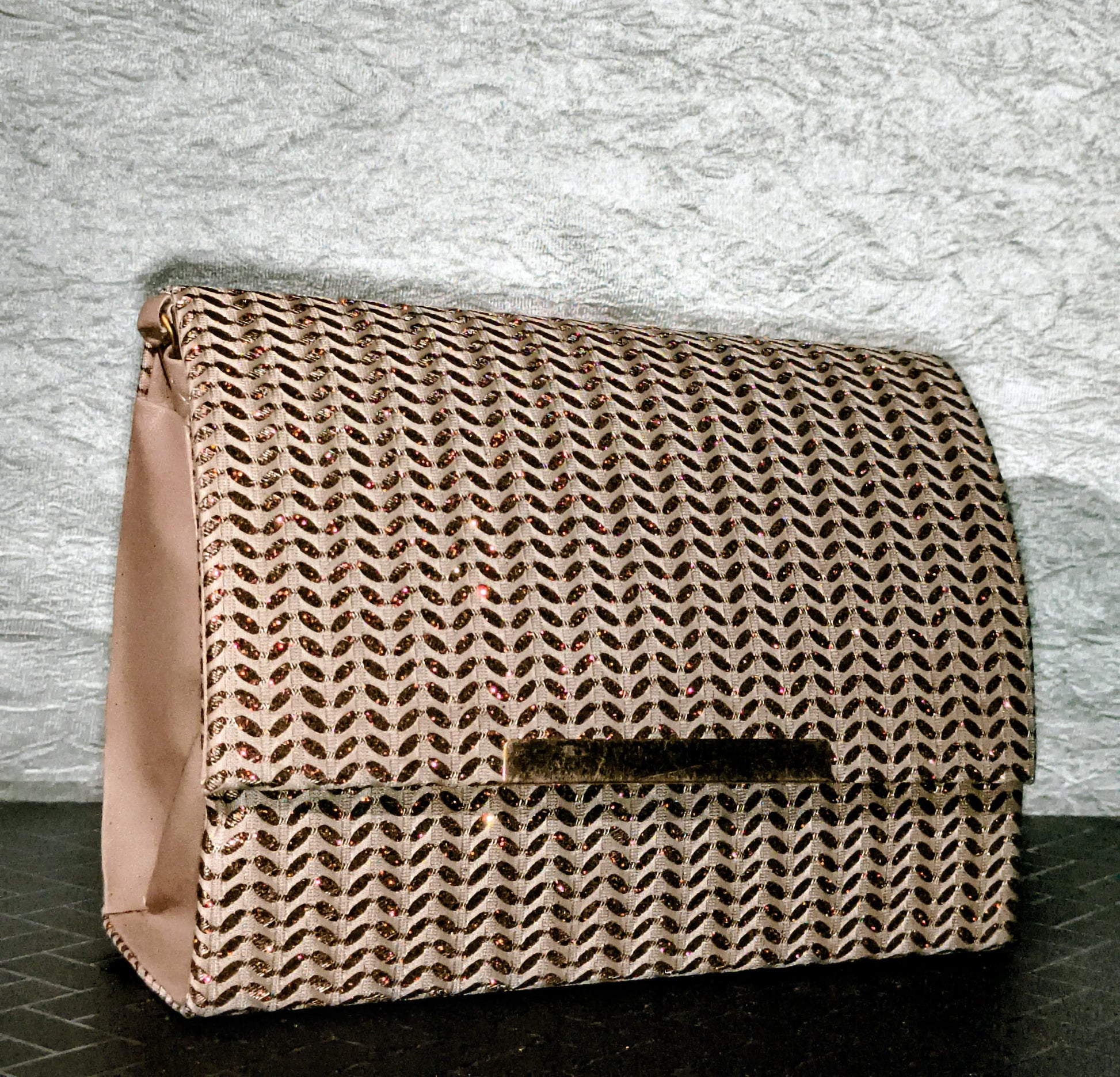 ✨ Elegant Beige & Gold Woven Clutch – Timeless Sophistication for Special Occasions